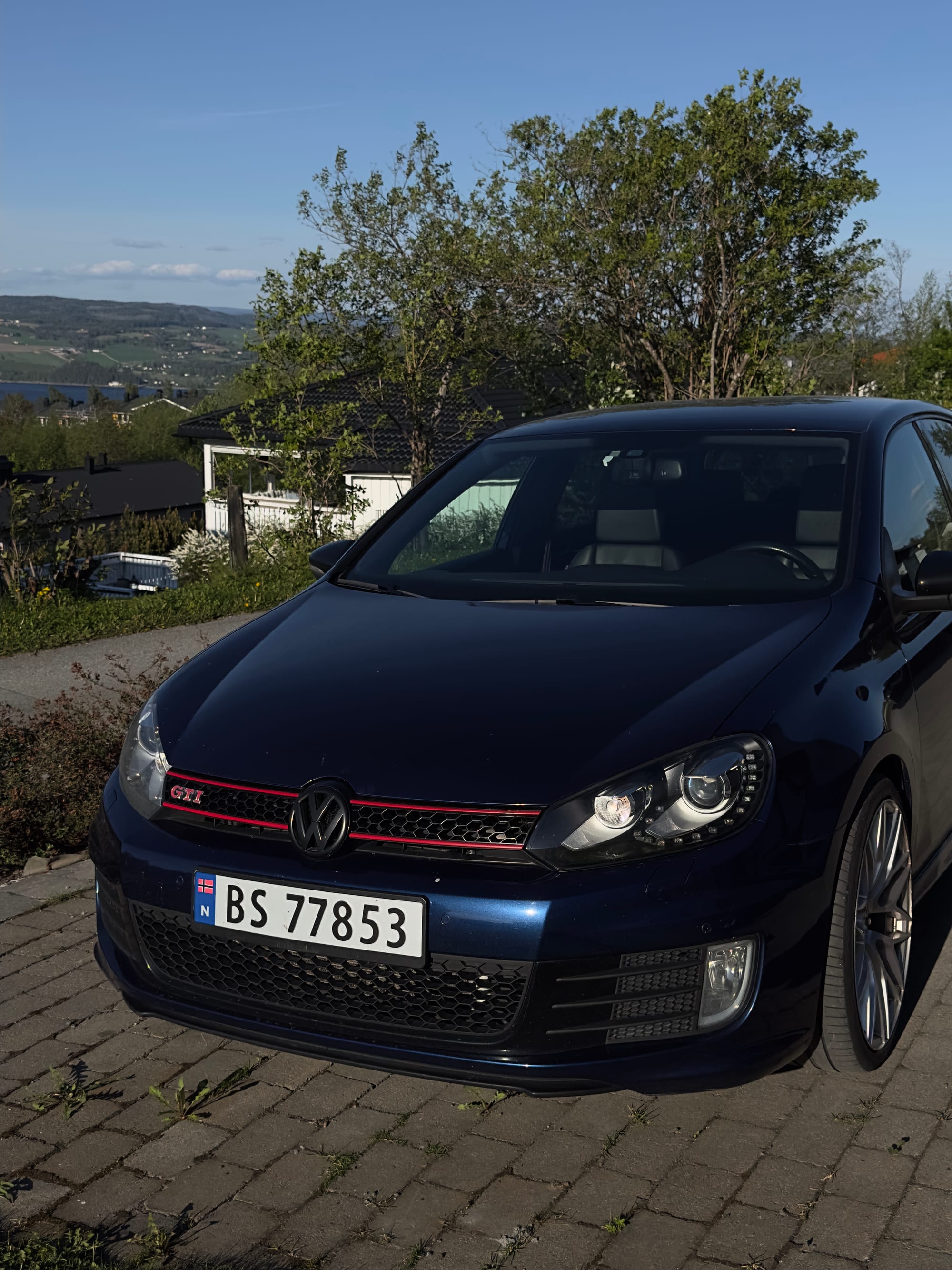 Black front VW emblem